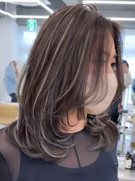 グロウ 恵比寿(grow) インナーカラー/ハイライト/縮毛矯正/レイヤーカット/髪質改善