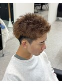 スパイキーショートベージュカラー