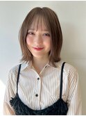 小顔ショートボブ透明感ブリーチなしシルバーアッシュグレージュ