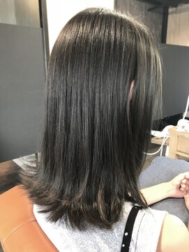 フィール ヘアー(feel hair) 艶感カーキアッシュ☆