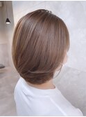 大人可愛い前下がりショートボブ丸み◎ベージュカラー透明感
