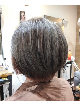 ビューティーサロン ホープ(beauty salon HOPE) ショートボブ 【インナーカラー・ケアブリーチ】