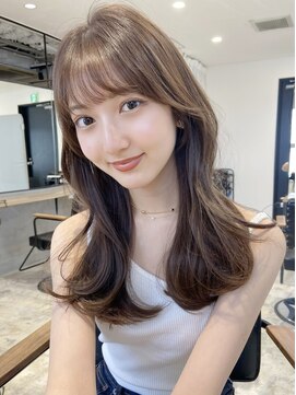 アリュウル 表参道(ALLURE) 表参道　顔まわりカット くびれヘア 艶カラーベージュカラー◎