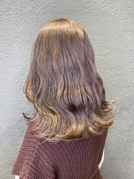 ラヴリア クルメ(LOVERIA KURUME) モテモテピンクシルバーベージュ