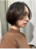 毛流れ美人な大人のショートボブ