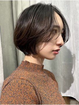 レティ(lety) 毛流れ美人な大人のショートボブ