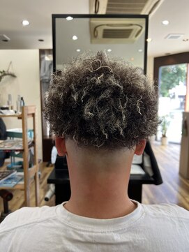 スウェル 千葉店(Swell) ＊アフロ×ハイライトmen's [千葉]