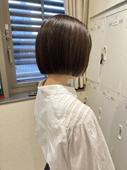 切りっぱなしボブエアリーロングピンクブラウン美髪藤沢