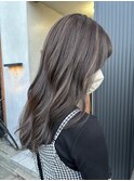 ハイライト/ベージュカラー/レイヤーカット