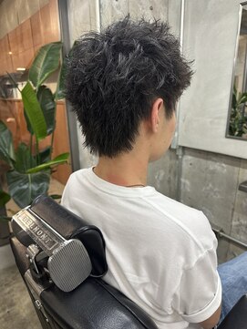 ロンドガルマン 名古屋(Lond GULLMAN) 【Lond GULLMAN江村】スパイキーピンパーマ