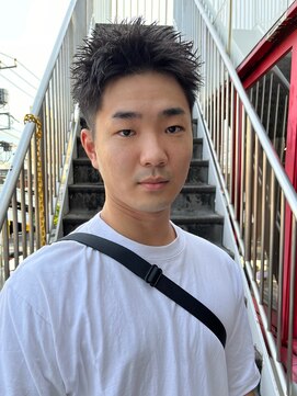 アイズ 海老名(AIZU) スパイキーショート メンズショート ベリーショート 眉毛