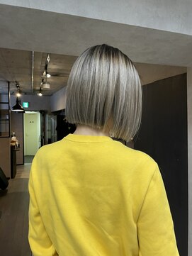 サニー 渋谷(SUNNY) nバレイヤージュ、ハイライト、レイヤーロング、グレーベージュ