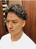 アップバング スキンフェード ツーブロック ツイストパーマ