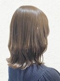 大人可愛い艶カラーベージュブラウン