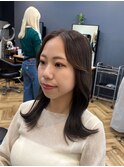 顔まわりカット×ミディアム［暗めカラー/マッシュ］長野歌穂