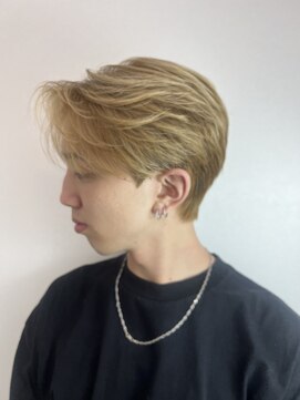 ステージ(STAGE) ダウンパーマ　ニュアンスパーマ　センターパート