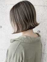 モルト 麻生(molt) ハイライト ボブ