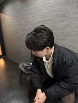 ローグ(ROGUE) 毛流れセンターパート