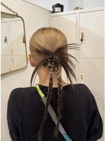 エイチ 梅田(H)&nbsp;ヘアカラーグレージュカチモリヘアレイヤーボブ50代ボーイッシュ
