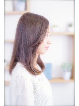 グラスヘアリオン(Grous hair lion) 【Grous Hair lion　御茶ノ水】☆爽やかクリーンストレート☆