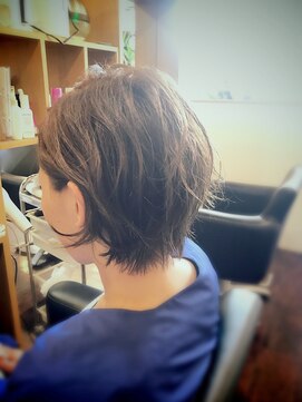 ヘアーアンドシューズ タイプエービー(HAIR&SHOES Type AB) ショートスタイル ［typeAB川崎店 清水絵里]