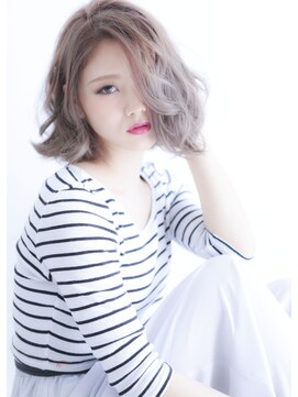 デイズ(days) 抜け感かわいいホワイトアッシュグレージュミルクティーブリーチ