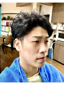 サルヴェ 爽やか！かき上げショートパーマスタイル