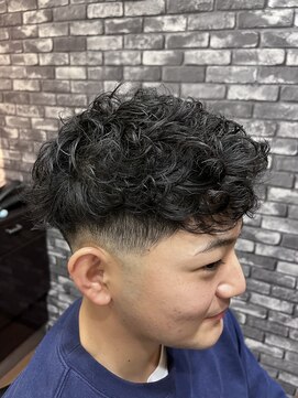 ナンシー(NANCY) スペインカール風カット