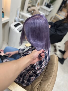 カリーナ(CARINA) パープルカラー/ハイトーン艶髪