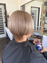 ロール(ROLL)&nbsp;カラー入れ放題　ブリーチ2回まで可能　シフォンベージュ