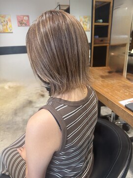 エフパレードシーサイド(F.PARADE seaside) Hezel beige highlight color