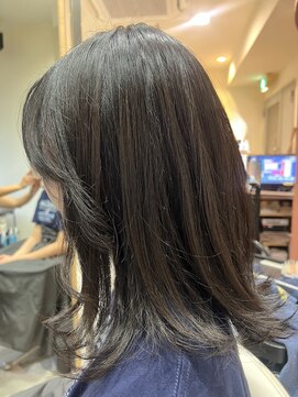 セットが簡単なミディアムスタイル