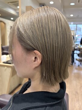 切りっぱなしボブ