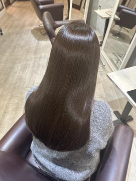 ティラベント 南船場店(tiravento) オリーブベージュカラー/髪質改善