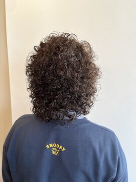 ピュアソウル(Pure Soul) カットで変わる！くせ毛は魅力♪カーリーミディアムウルフ