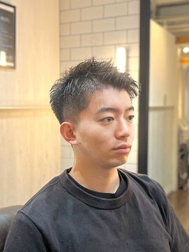ジェントル(GENTLE) 軽やかな束感が映える刈り上げスパイキーショート