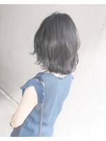 ヘアーアンドアトリエ マール(Hair&Atelier Marl)&nbsp;【Marl】ダークグレージュカラーの波巻きセミディ♪