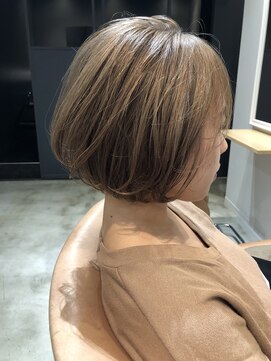 トリート 妙典店(TREAT) 丸みショートボブ×ミルクティーベージュ_TREAT妙典