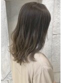 ミディアムカーキアッシュ