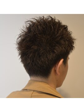 ククー ヘアーアンドメイクアップ(COU COU) 束感ショート