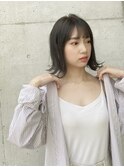 スモーキーグレージュ