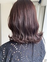 インビテーション(invitation)&nbsp;ピンクブラウン・Aライン・外ハネミディアム・暖色カラー