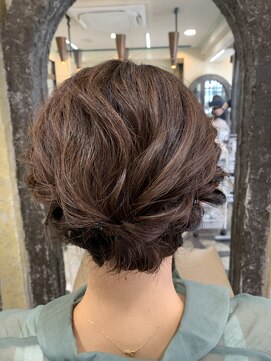 スタジオドーム(studio DOmE) 結婚式のアップスタイル/ギブソンタック/波ウェーブ/結婚式/モテ