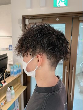 コワファーストナガサキシャンプーボーイ(COIFF1RST NAGASAKI SHAMPOO BOY) 波巻きパーマ　メンズパーマ長崎