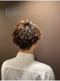 スパイラルパーマツーブロックメンズマッシュ