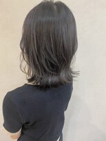 イソラヘアアトリエ(Isola hair atelier) 【Isola】イヤリングカラー×ミディアム
