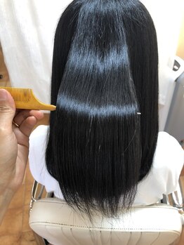 イノアオイルカラー推し◎ダメージレス＆艶感UPで極上ヘアに。ファッションカラーを楽しめる！