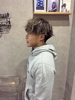 ムード カナザワ(mood kanazawa)&nbsp;ハイライト×刈り上げマッシュ