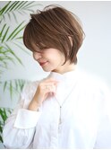 前髪あり耳掛け丸みくびれショートボブ20代30代40代50代（蘭）