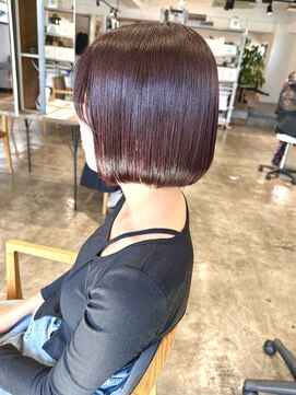 ニュート(Neut ) レッドブラウンカラーカームブラウンカラーボルドーカラー